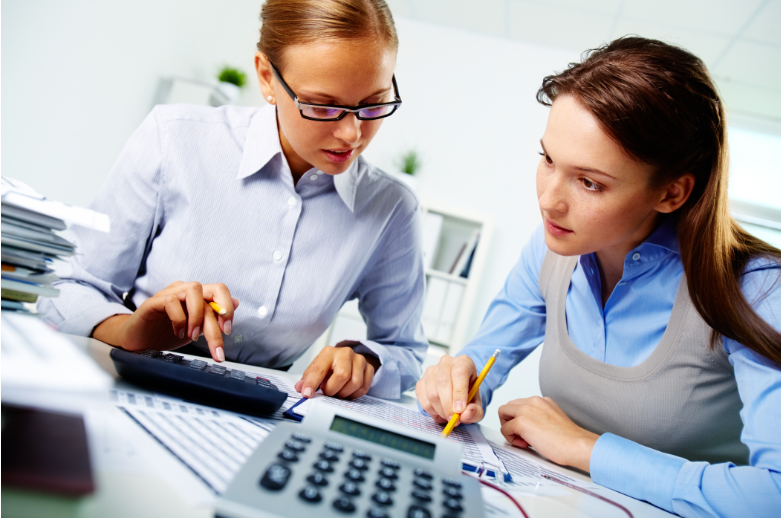 Woman talking to an accountant