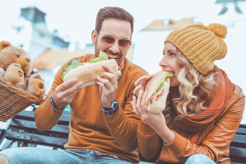couple eating a sandwich